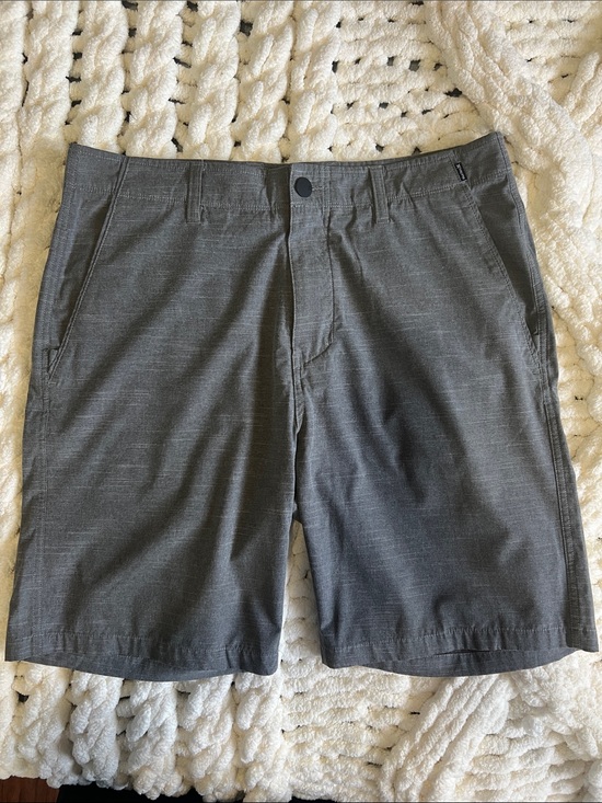Hurley Other - Hurley Men's Heather Charcoal Flat-Front Shorts